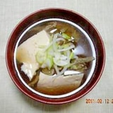 麺つゆで簡単☆生姜たっぷりつみれ汁